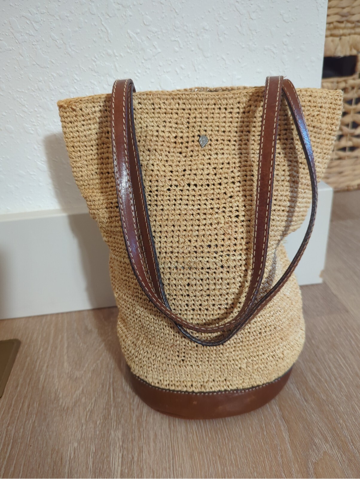 Vintage Helen Kaminski Madagascar Raffia Straw Leather Bucket Bag